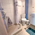 Апартаменты Beachfront Cozy Переа