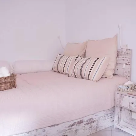 Beachfront Cozy Апартаменты *